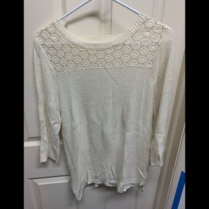 Long sleeve light sweater